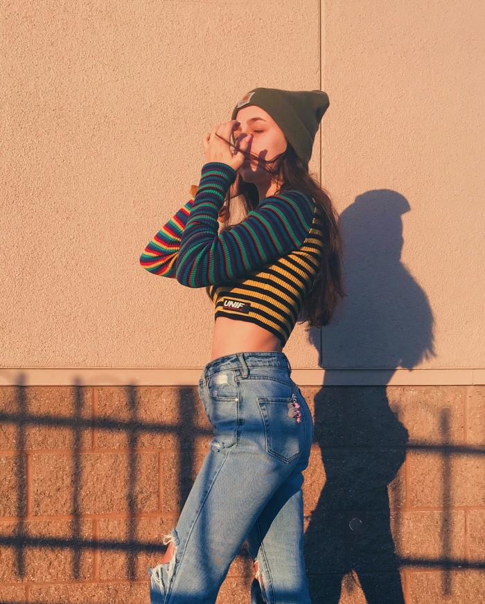 Emma Chamberlain  Emma chamberlain, Emma chamberlain outfits, Winter  outfits